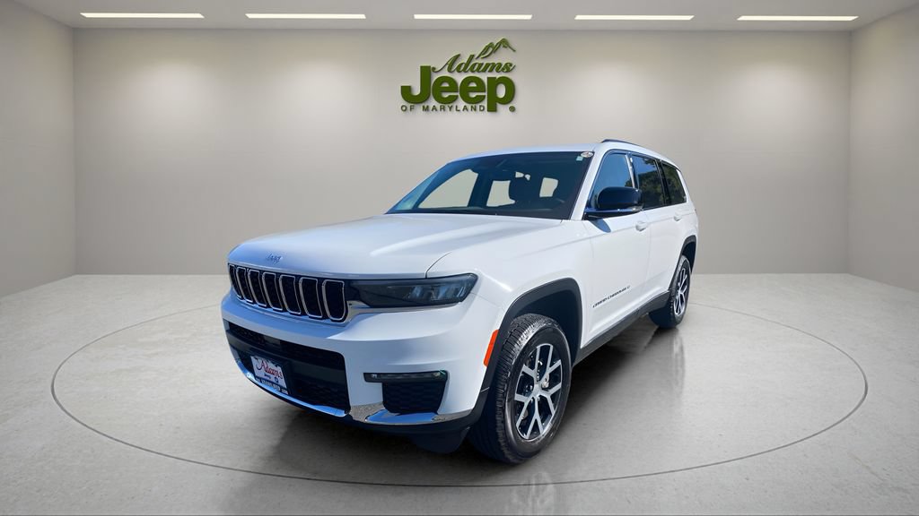 Used 2023 Jeep Grand Cherokee L Limited AWD/4WD image 1