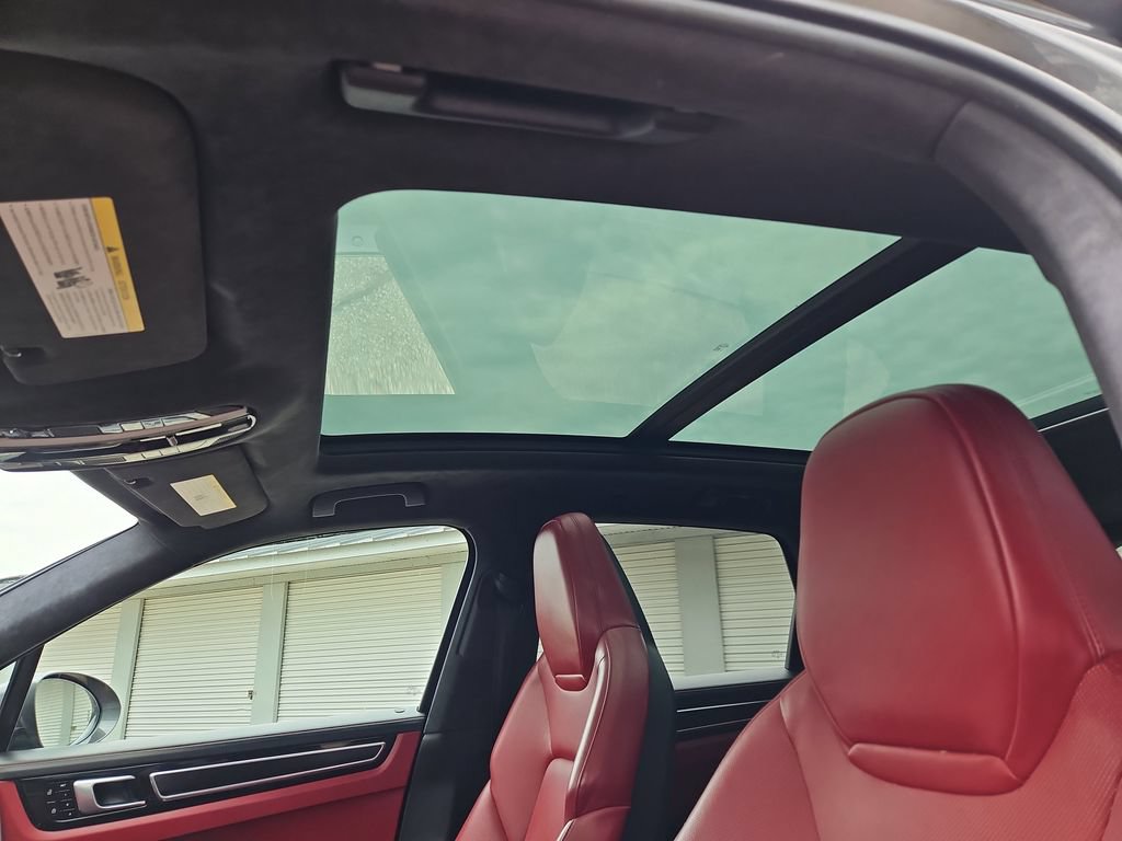 Certified 2021 Porsche Cayenne GTS AWD/4WD image 15