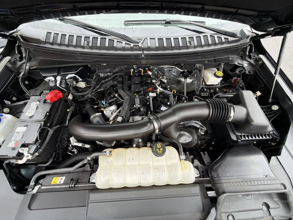 Used 2024 Lincoln Navigator Reserve AWD/4WD image 18
