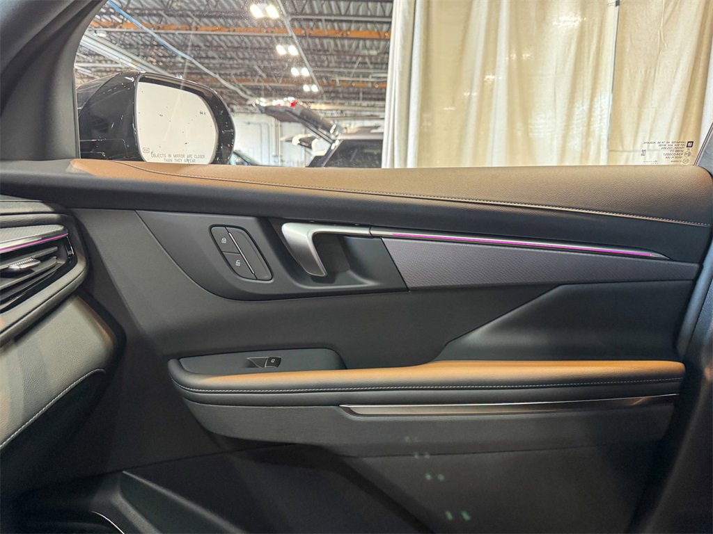 New 2026 Buick Enclave Sport Touring w/ Power Package image 39