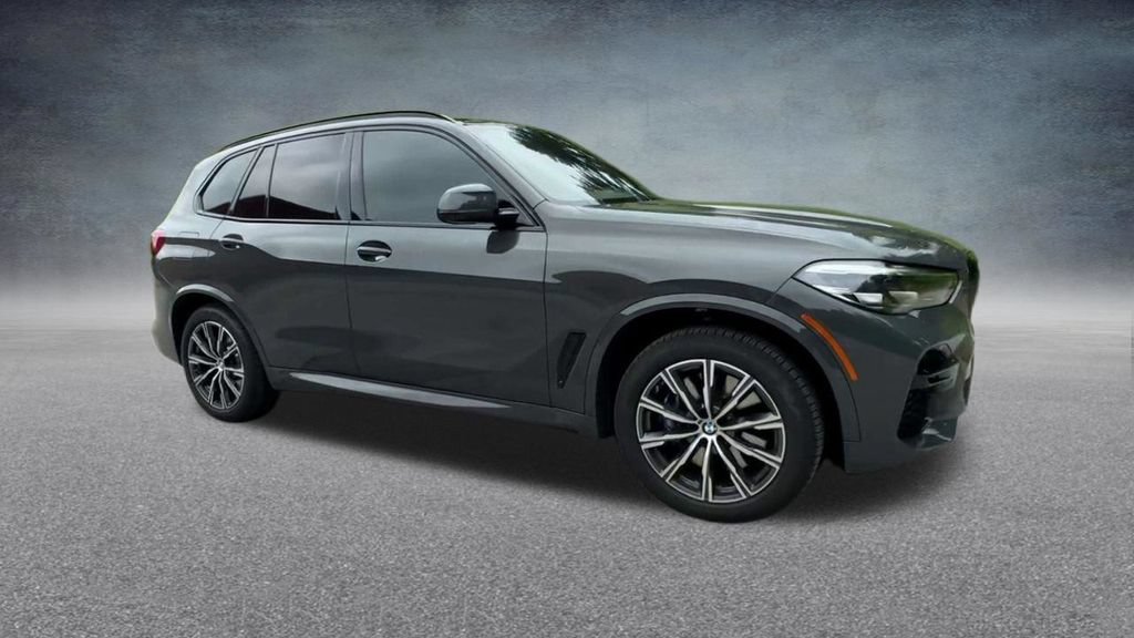 Used 2022 BMW X5 M50i w/ Premium Package AWD/4WD image 28