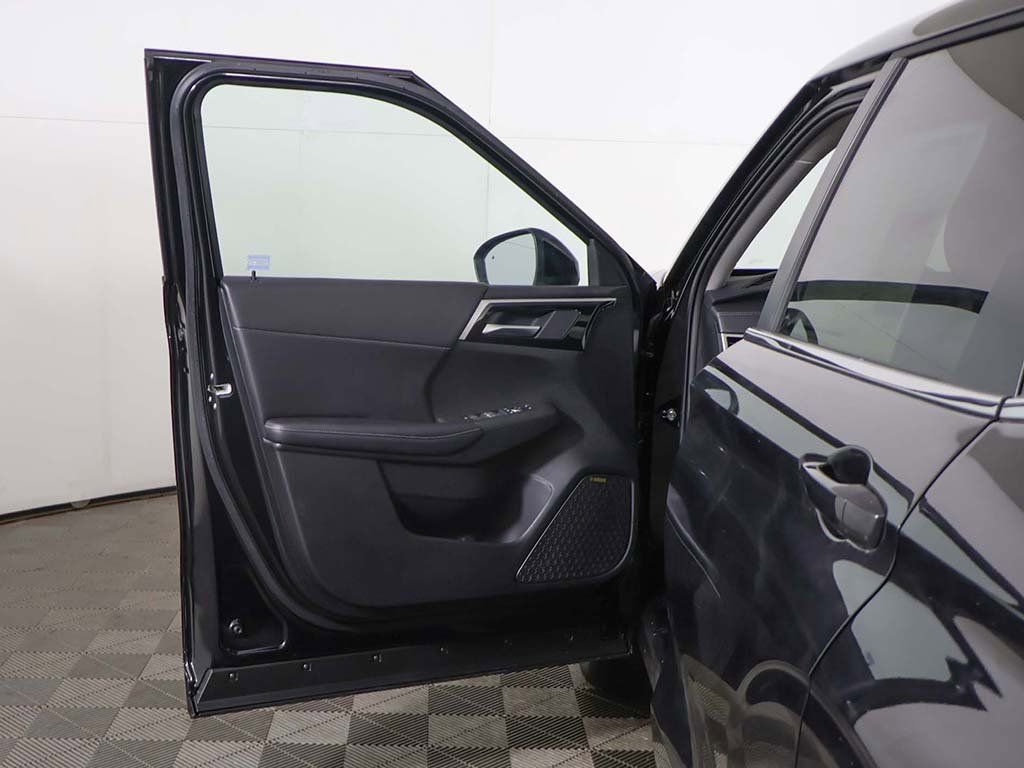 New 2026 Mitsubishi Outlander SE image 24