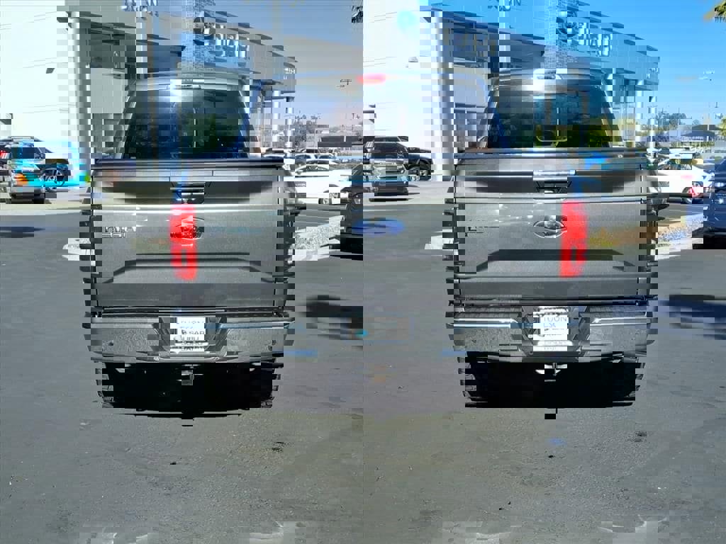 Used 2015 Ford F150 Lariat w/ Equipment Group 502A Luxury image 12