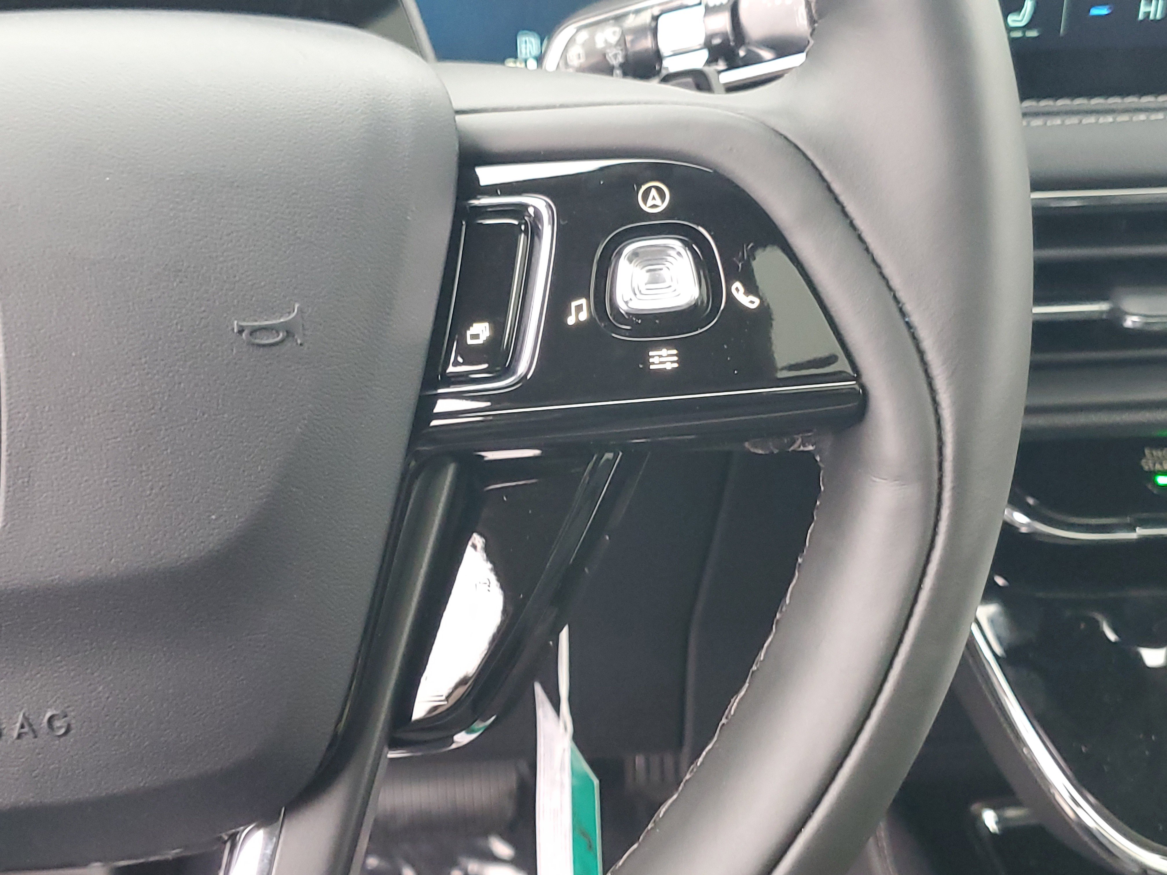 New 2026 Lincoln Corsair Grand Touring image 18