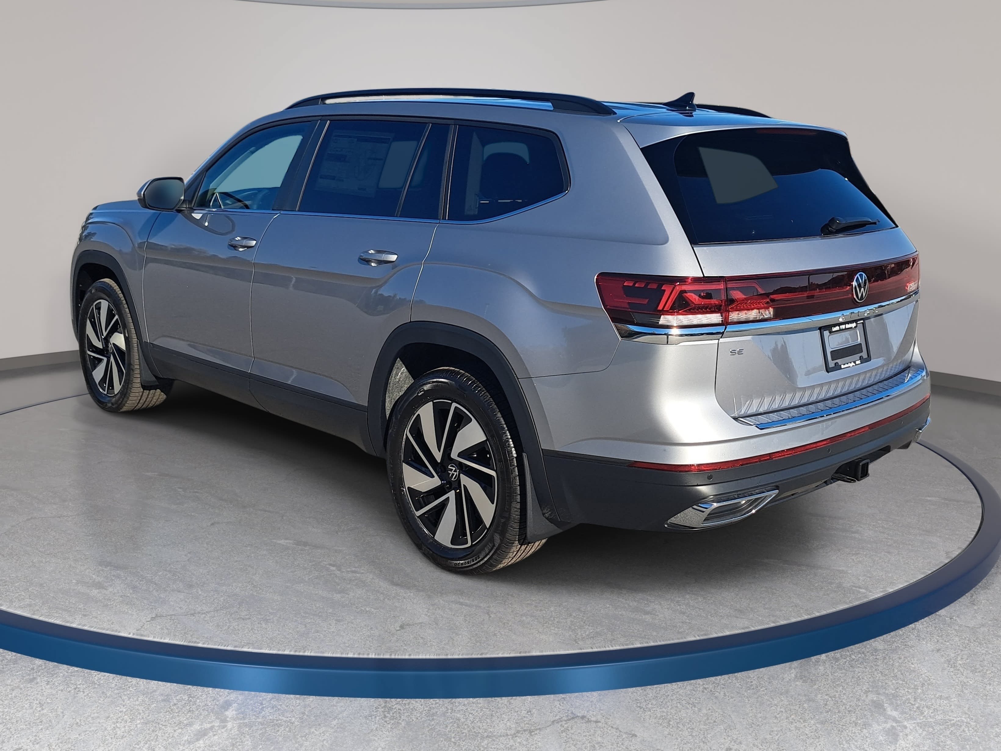 New 2026 Volkswagen Atlas SE FWD image 7
