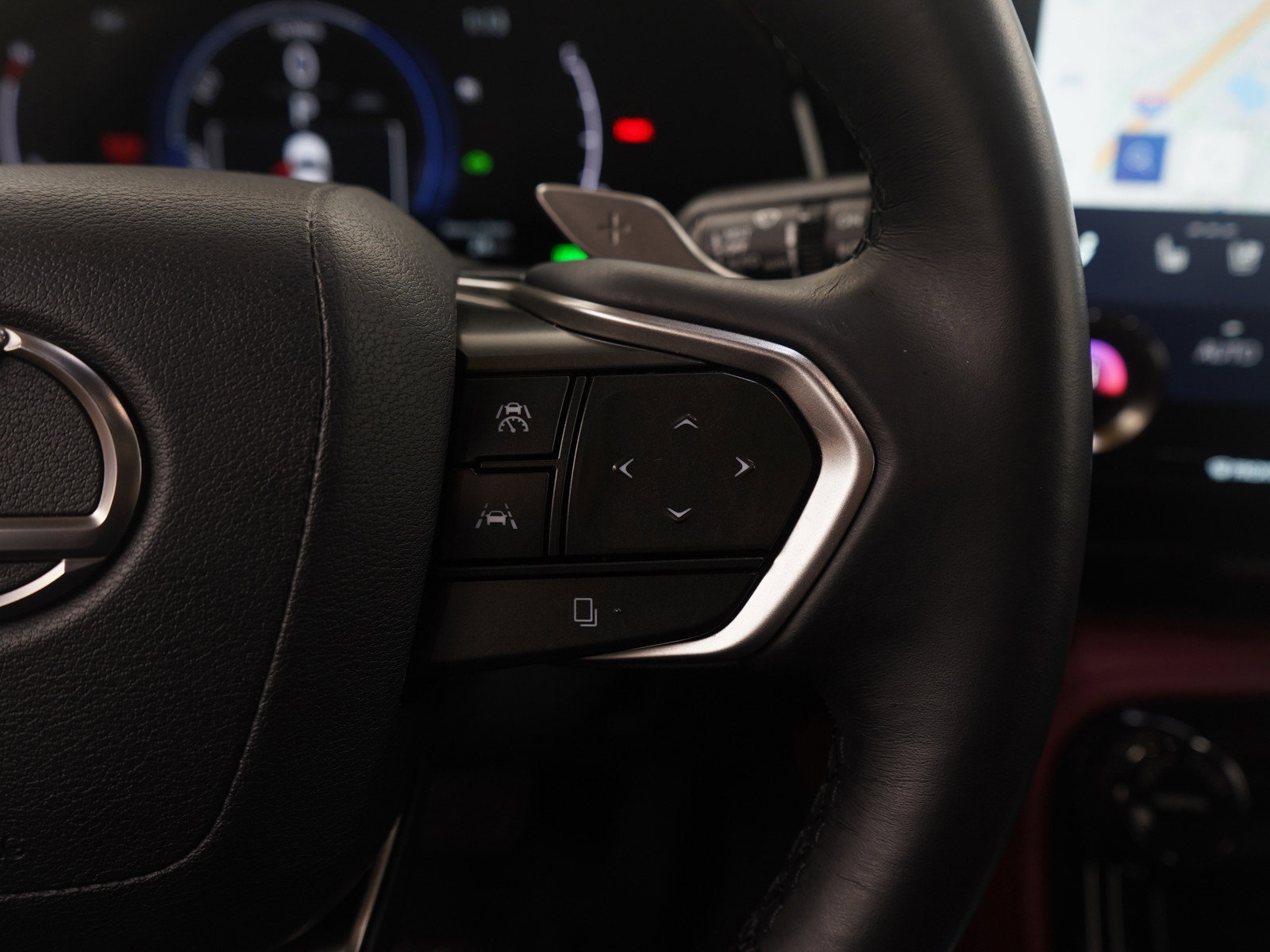 Used 2023 Lexus NX 350h AWD image 18