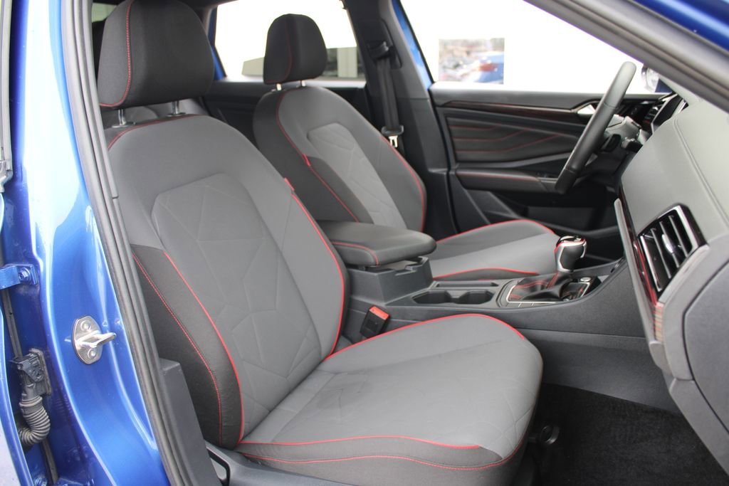 Certified 2024 Volkswagen Jetta GLI 40th Anniversary Edition image 24