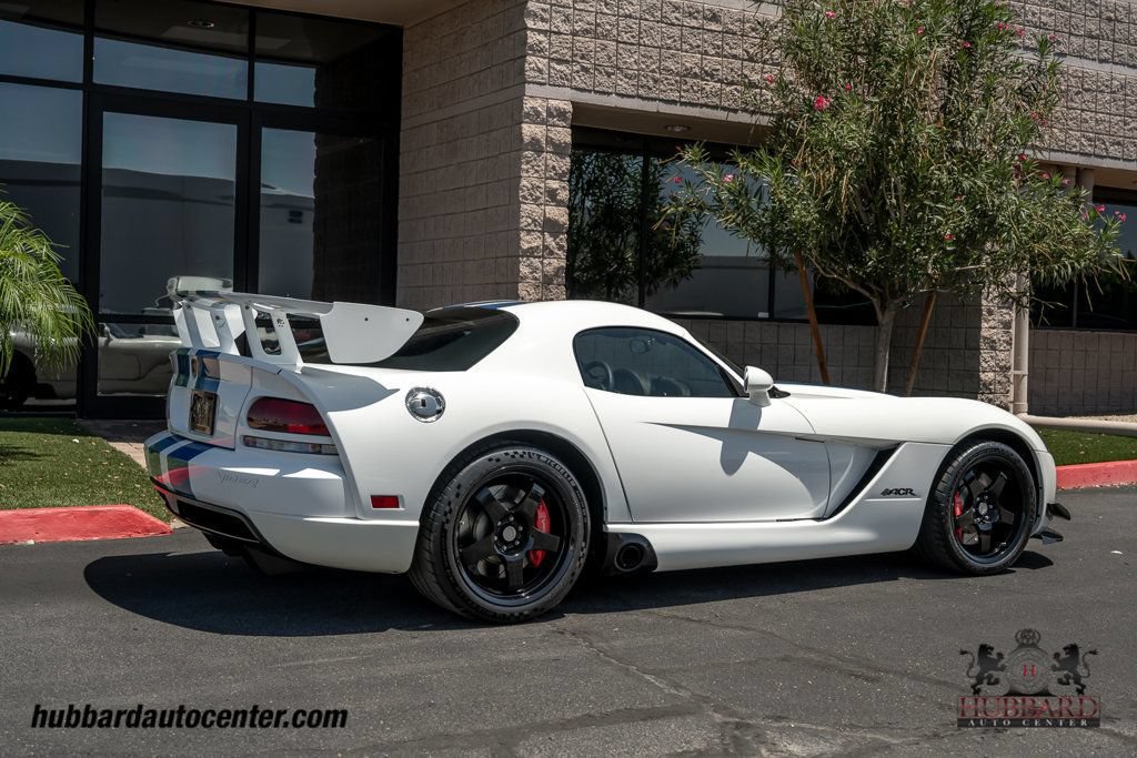 Used 2009 Dodge Viper ACR RWD image 8