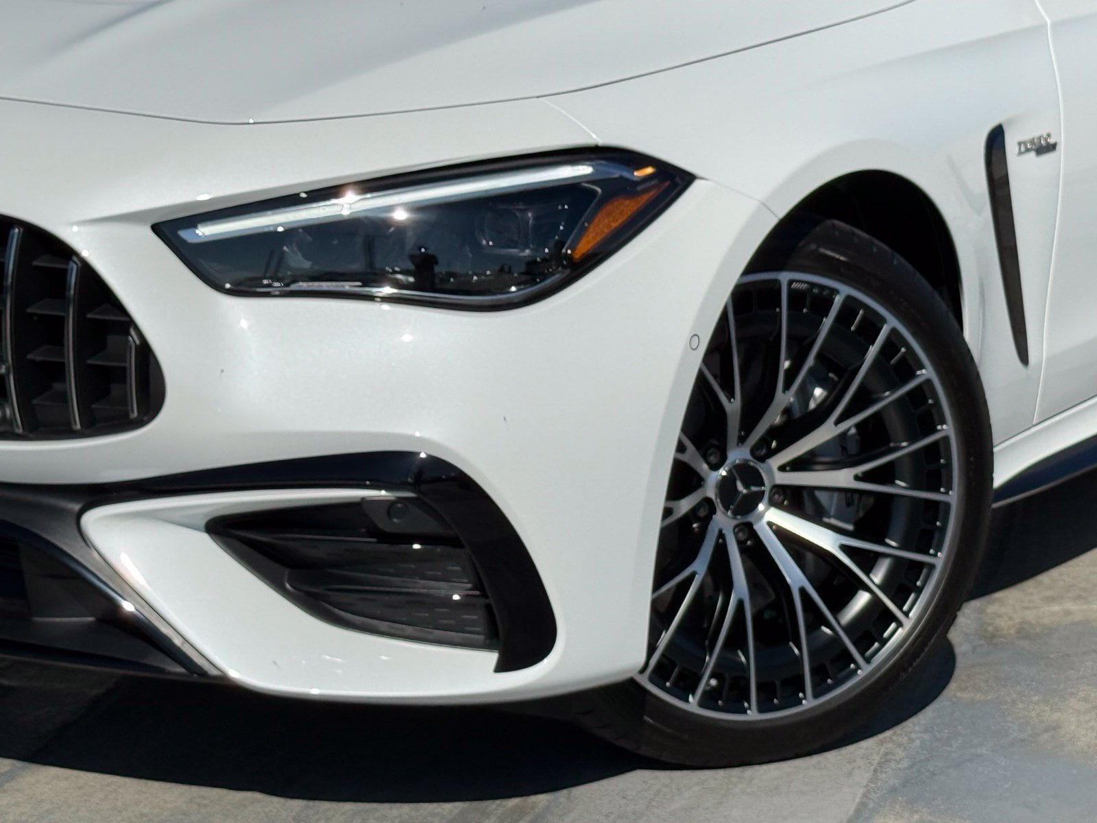 New 2027 Mercedes-Benz CLE 53 AMG 4MATIC Coupe image 3