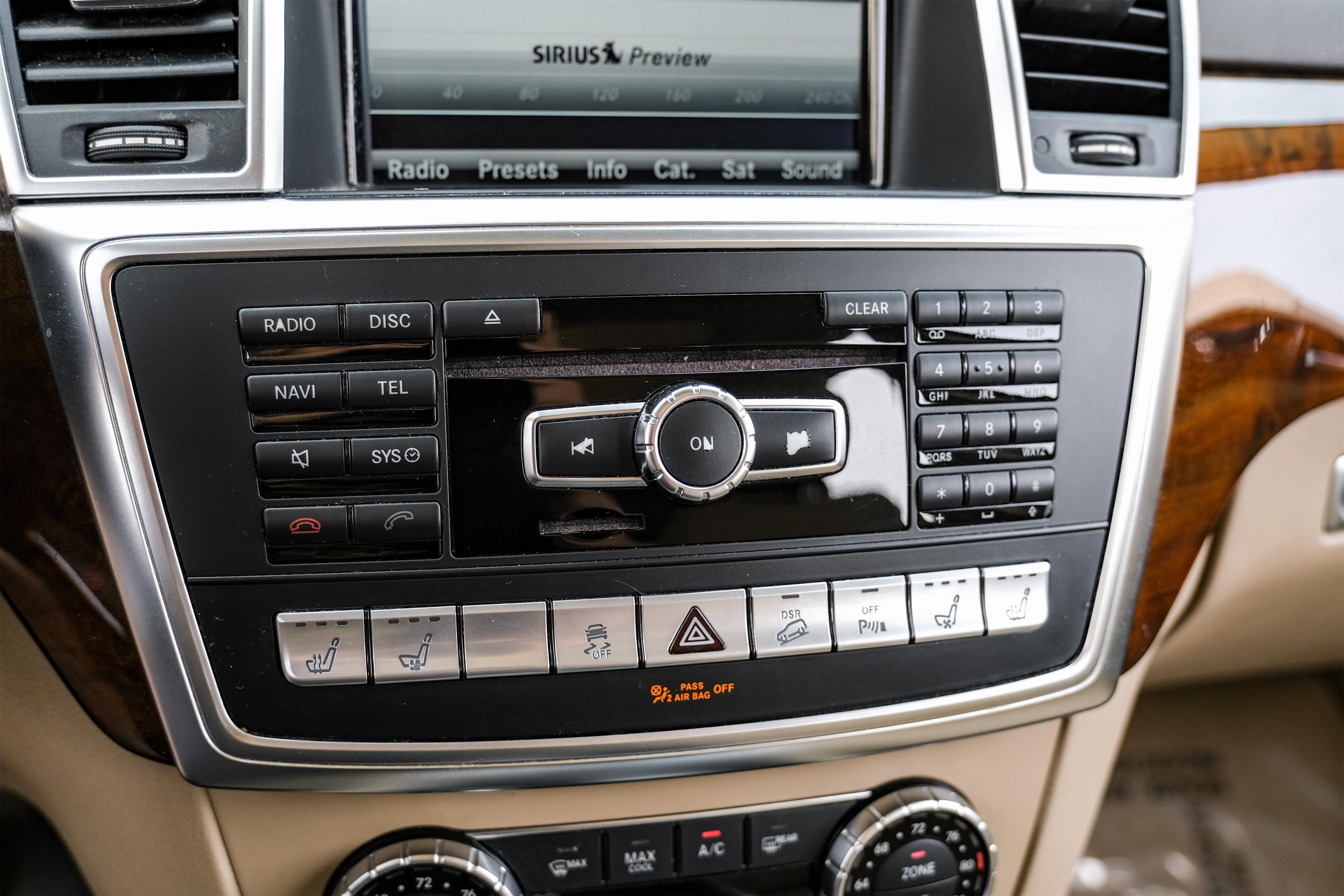 Used 2015 Mercedes-Benz ML 350 4MATIC image 26