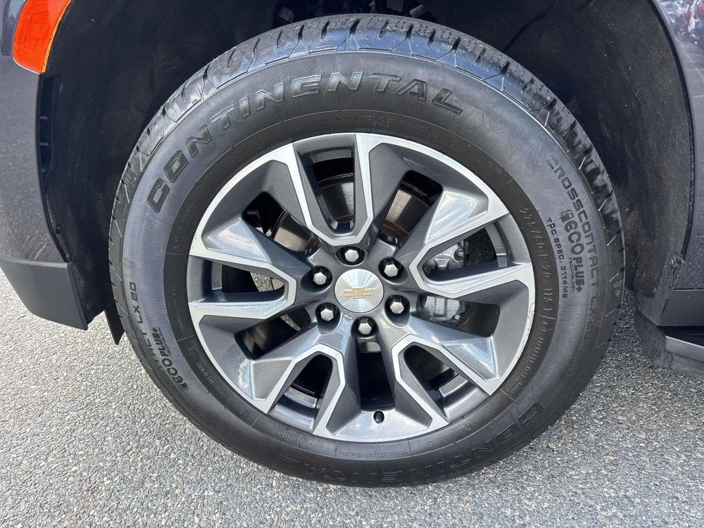 Used 2022 Chevrolet Tahoe LT w/ LT Signature Plus Package AWD/4WD image 11