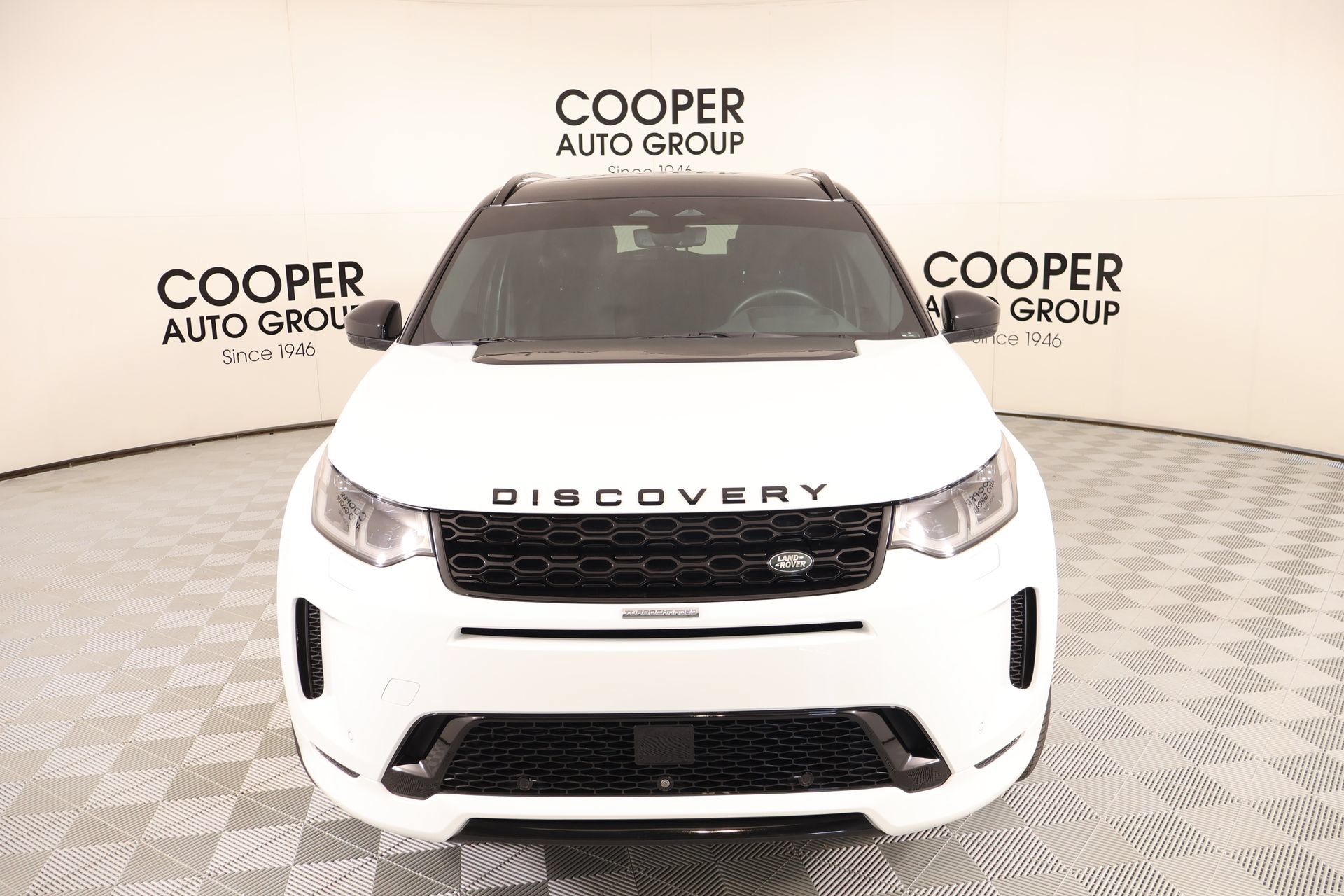 Used 2021 Land Rover Discovery Sport SE R-Dynamic AWD/4WD image 9