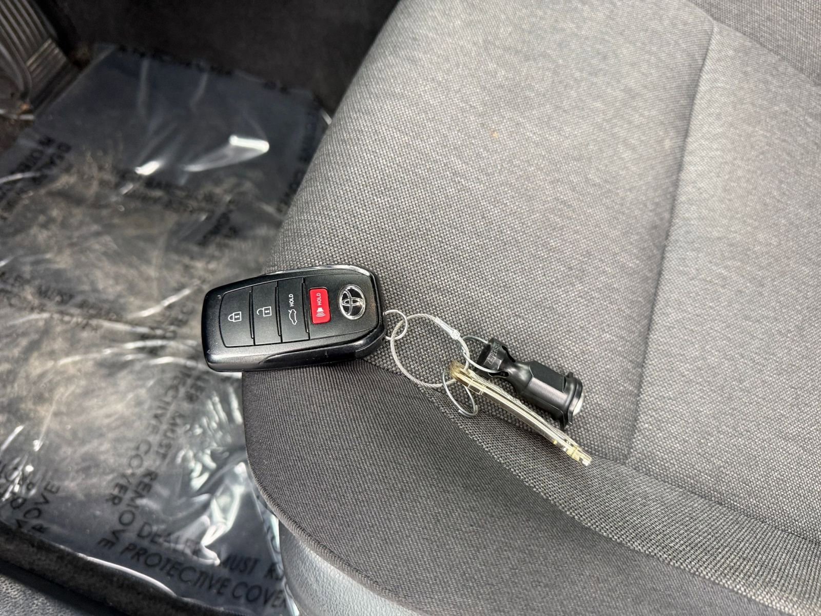 Used 2025 Toyota Camry LE image 21