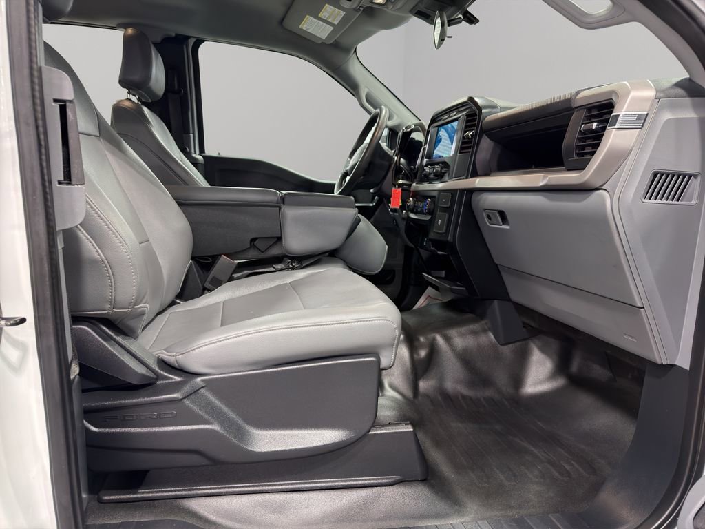 Used 2023 Ford F150 XL image 44
