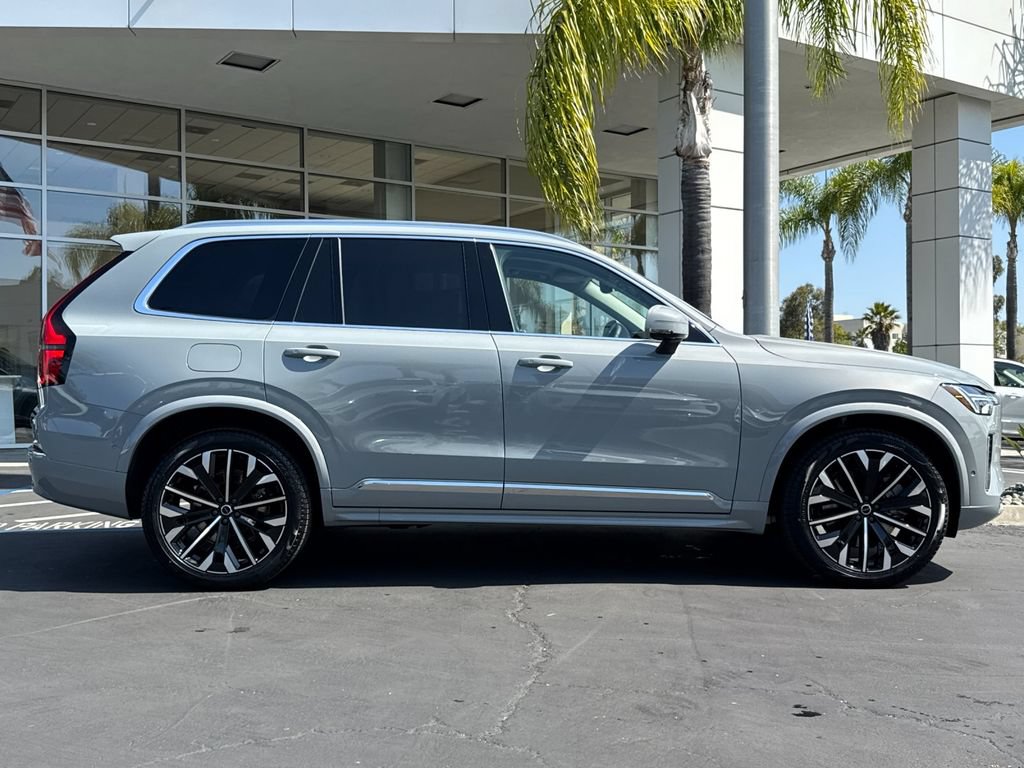 New 2026 Volvo XC90 T8 Plus AWD/4WD image 6