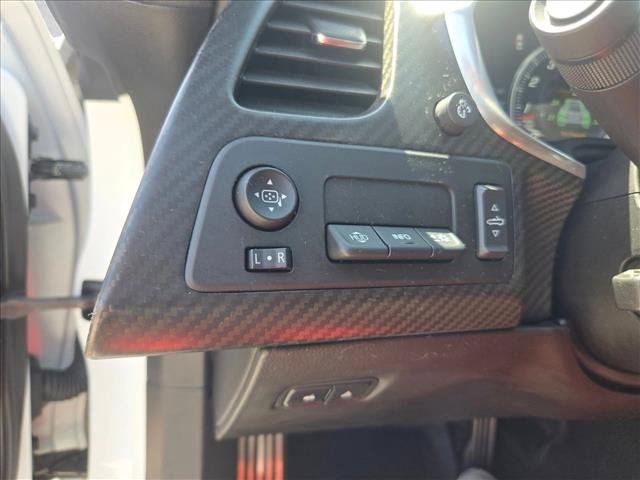 Used 2015 Chevrolet Corvette Z06 w/ 3LZ Preferred Equipment Group RWD image 20