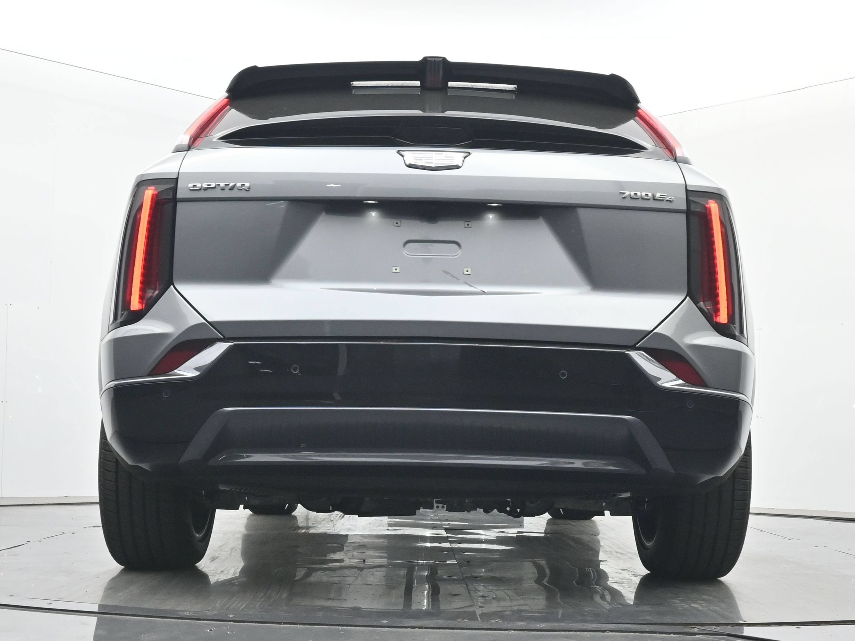 New 2026 Cadillac Optiq Sport 2 w/ LPO, Floor Liner Package AWD/4WD image 18