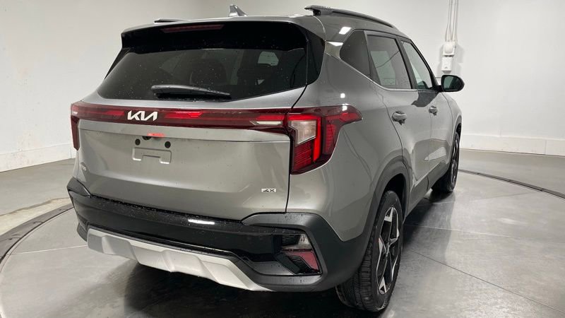 New 2026 Kia Seltos EX image 7