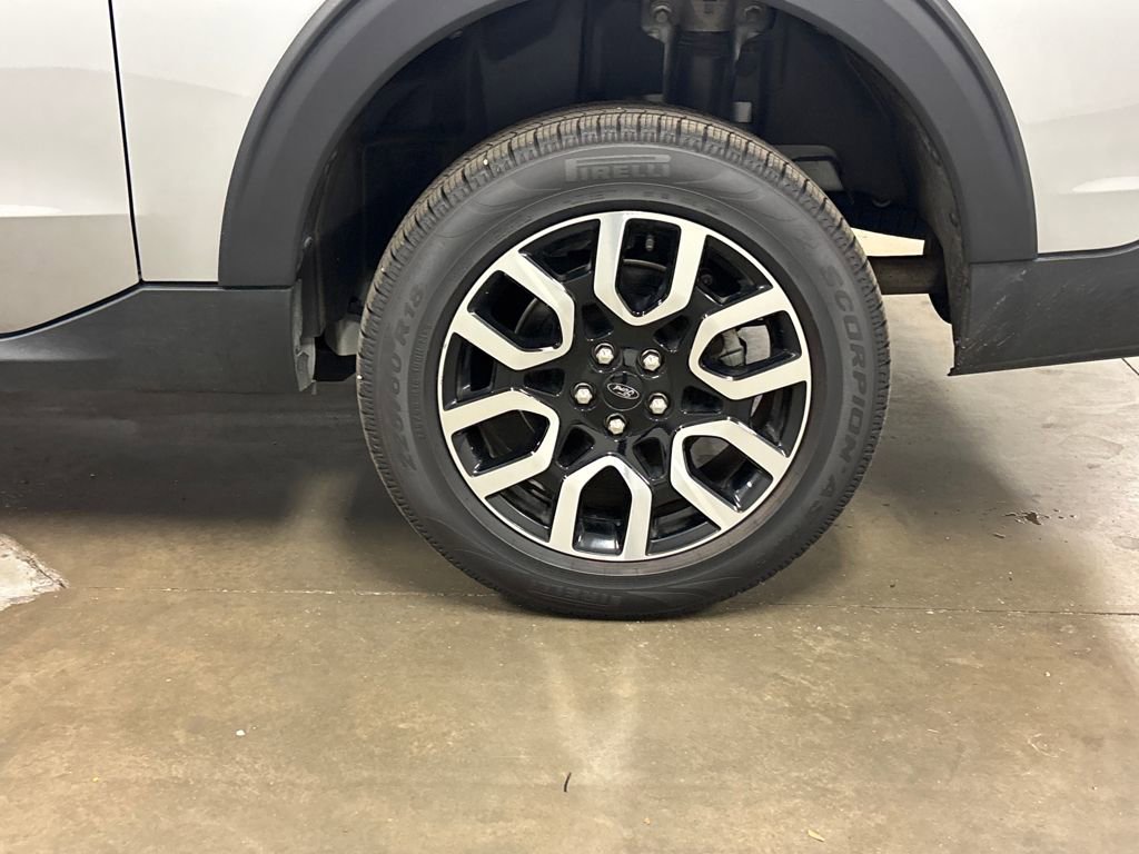 Used 2022 Ford Maverick Lariat w/ Lariat Luxury Package image 14