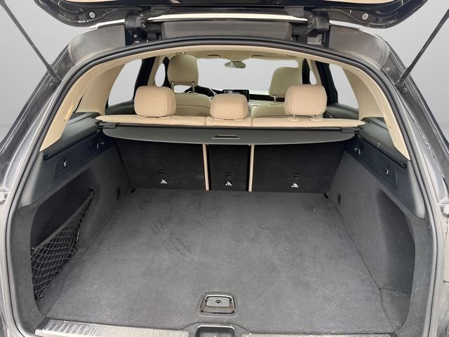 Used 2021 Mercedes-Benz GLC 300 4MATIC image 7