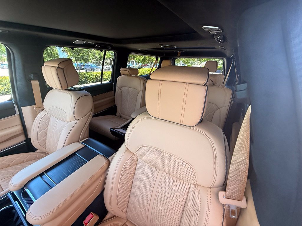 New 2026 Jeep Grand Wagoneer L Summit AWD/4WD image 23