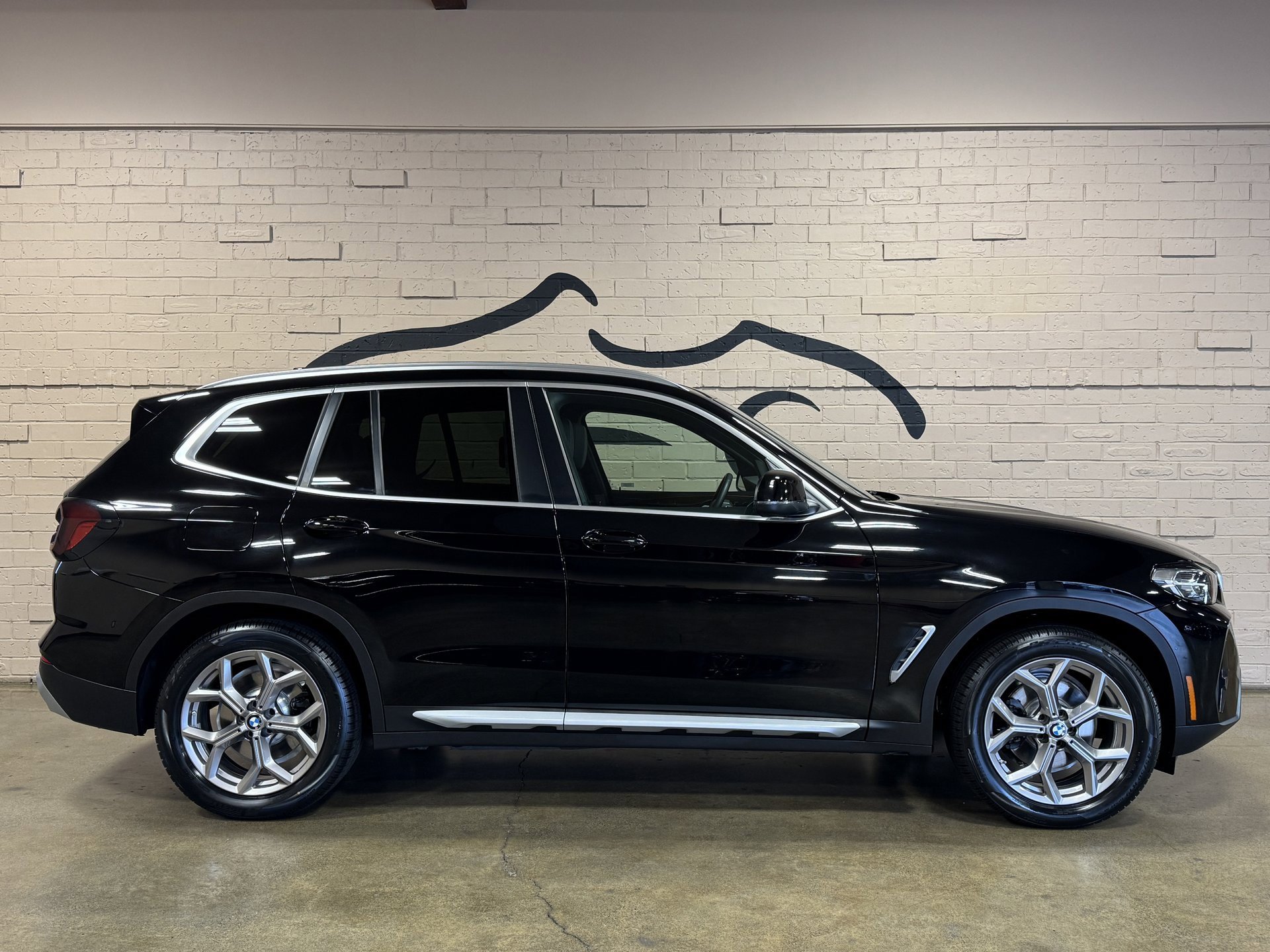 Used 2024 BMW X3 xDrive30i image 3