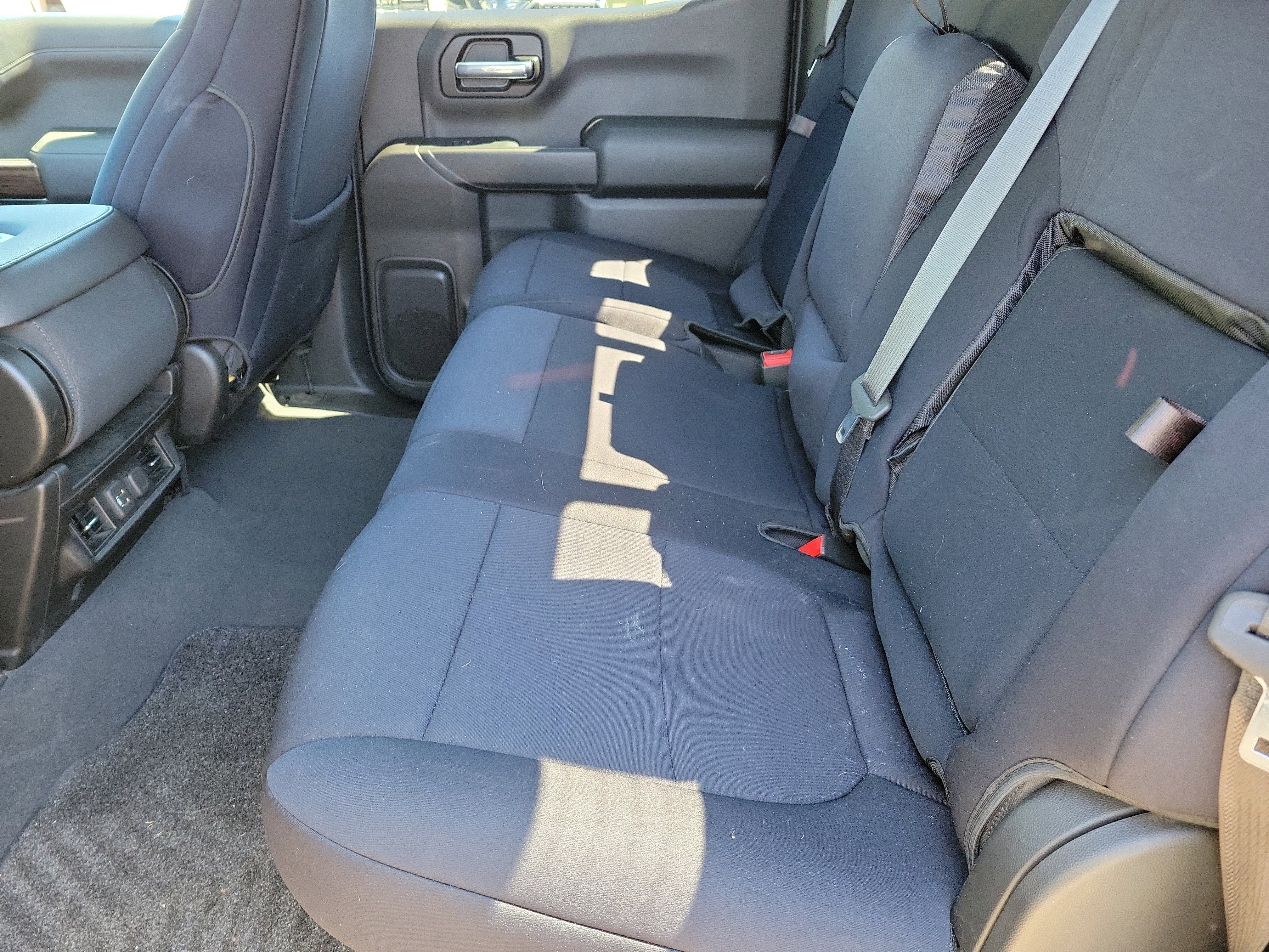 Used 2021 Chevrolet Silverado 1500 LT w/ Convenience Package II image 6