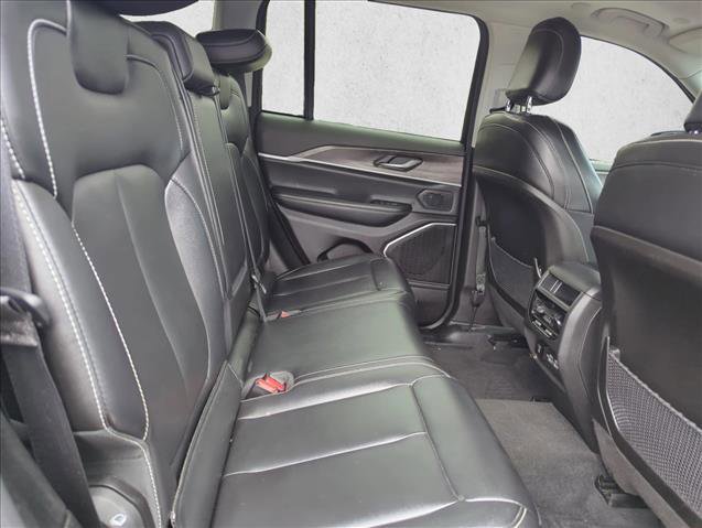 Used 2024 Jeep Grand Cherokee Limited 4xe image 18