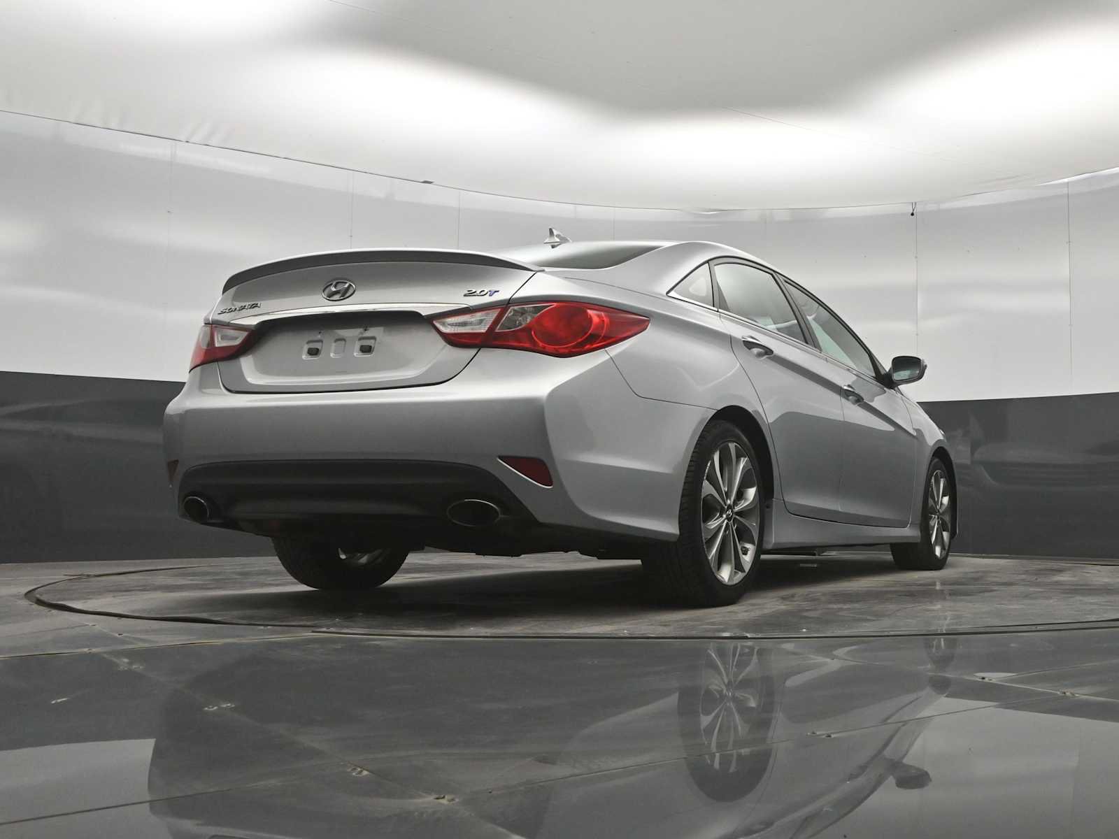 Used 2014 Hyundai Sonata SE w/ Premium Package 03 FWD image 39