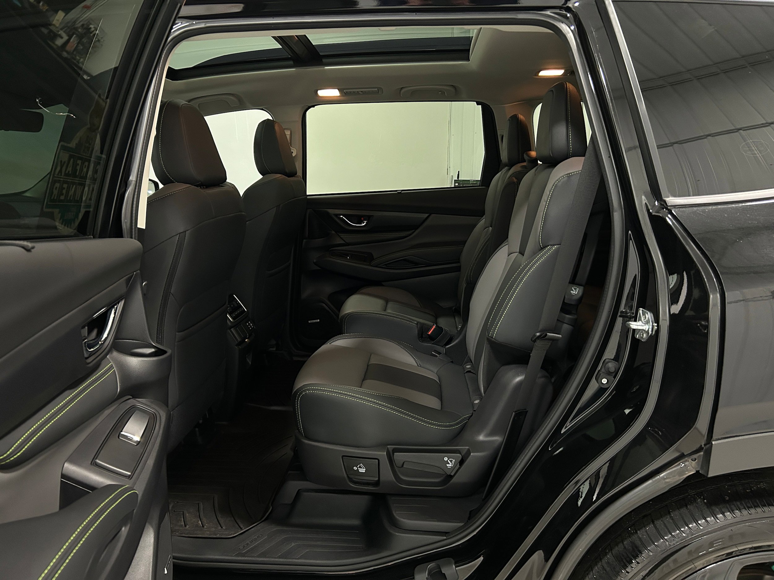 Used 2024 Subaru Ascent Onyx Edition Limited image 30