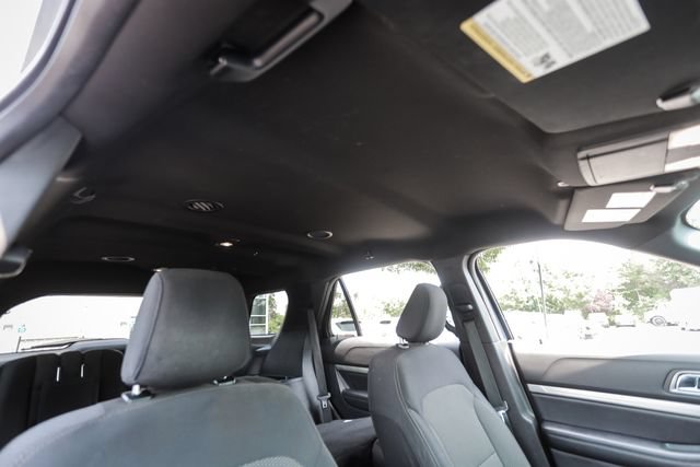Used 2019 Ford Explorer XLT w/ Equipment Group 201A FWD image 32