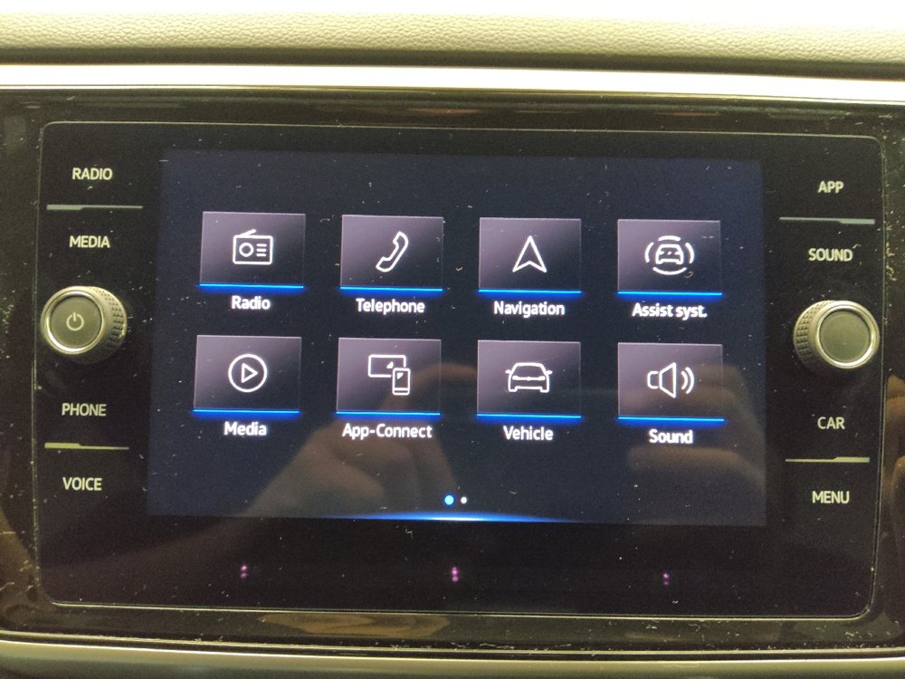 Used 2023 Volkswagen Atlas Cross Sport SE w/ Panoramic Sunroof Package FWD image 25