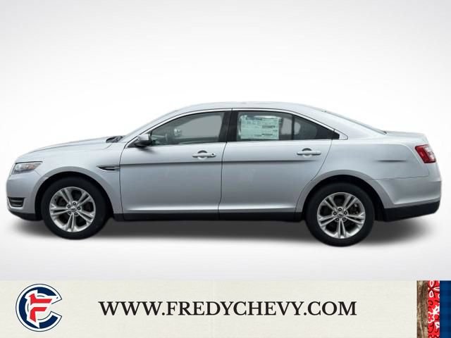 Used 2019 Ford Taurus SEL FWD image 8