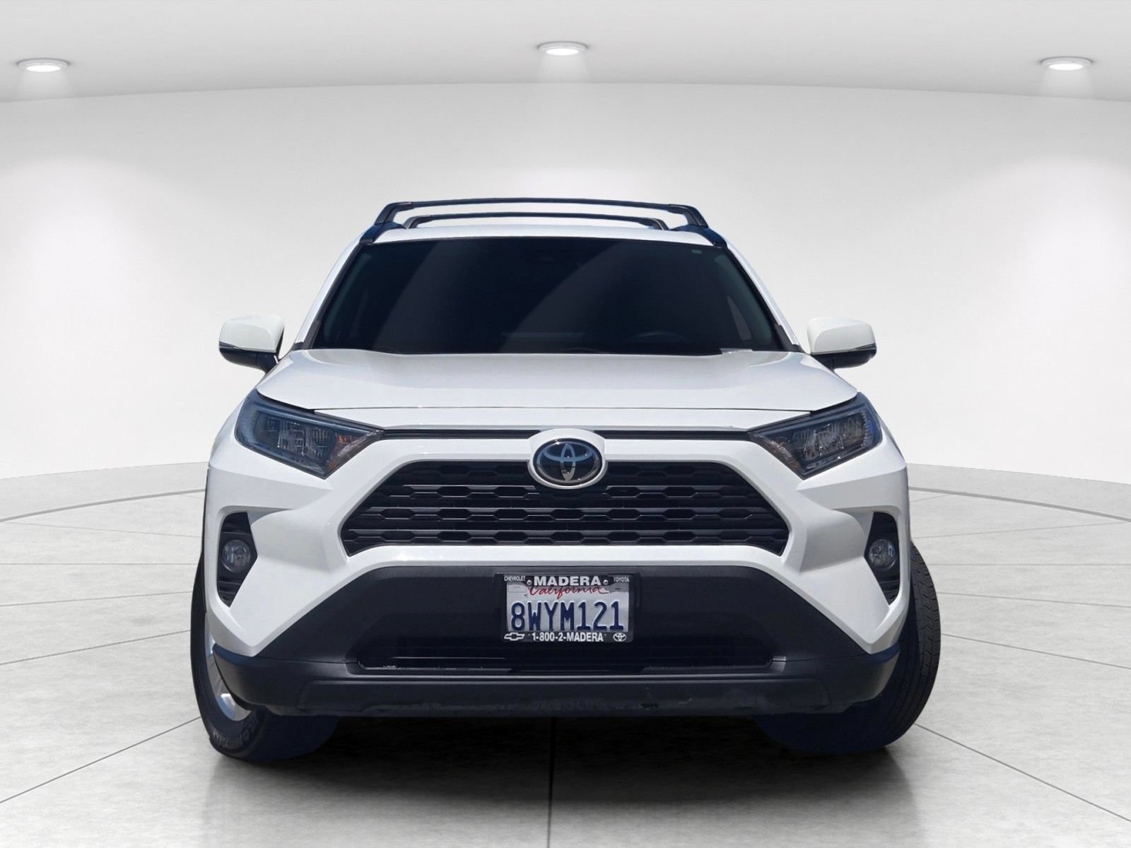 Used 2021 Toyota RAV4 XLE AWD/4WD image 2