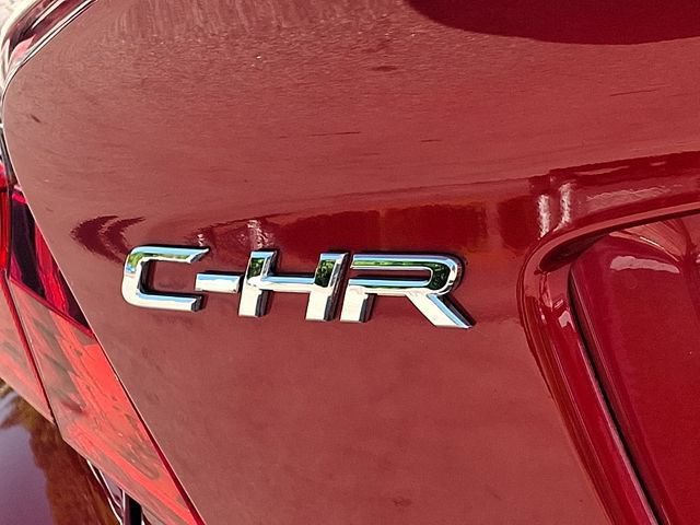 Used 2022 Toyota C-HR XLE FWD image 35