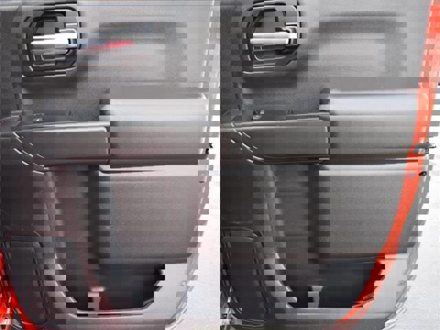 Used 2023 Chevrolet Silverado 1500 Custom image 37