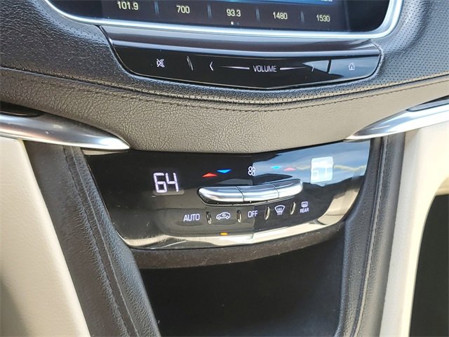 Used 2018 Cadillac XT5 FWD image 20