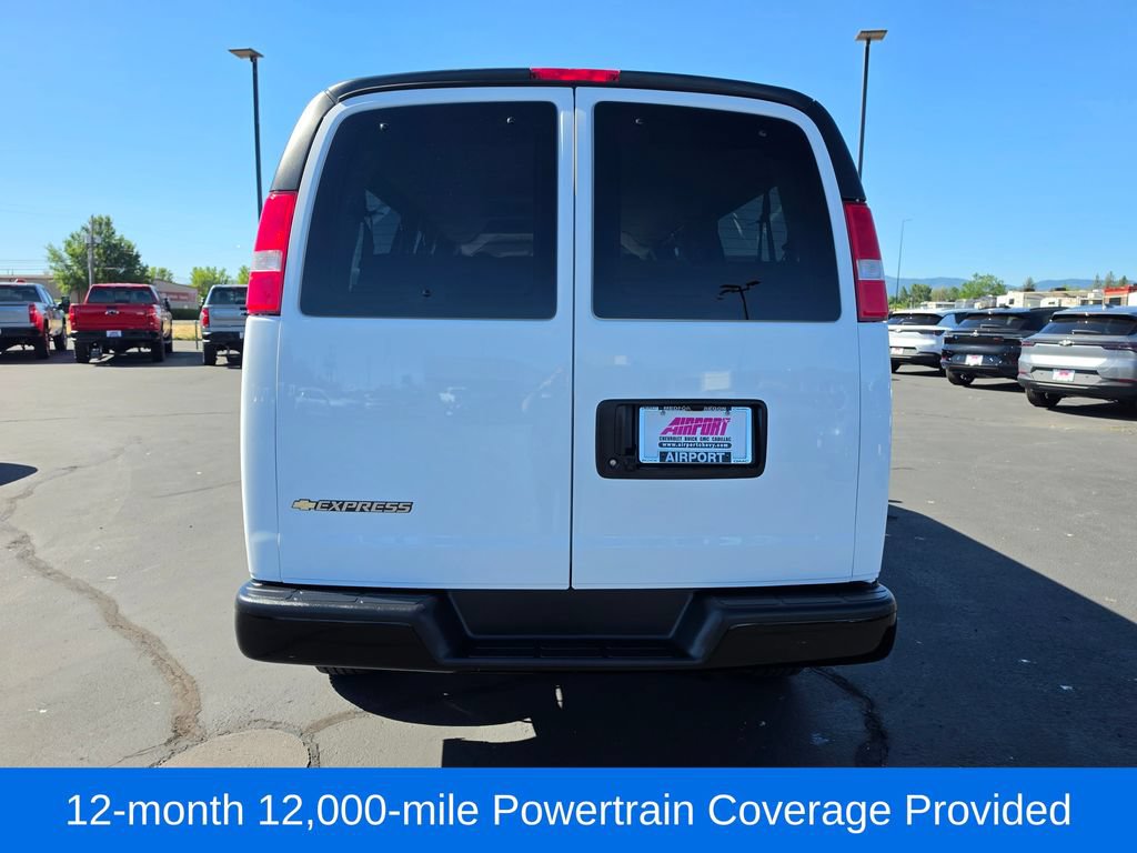 Used 2025 Chevrolet Express 3500 LS RWD image 4