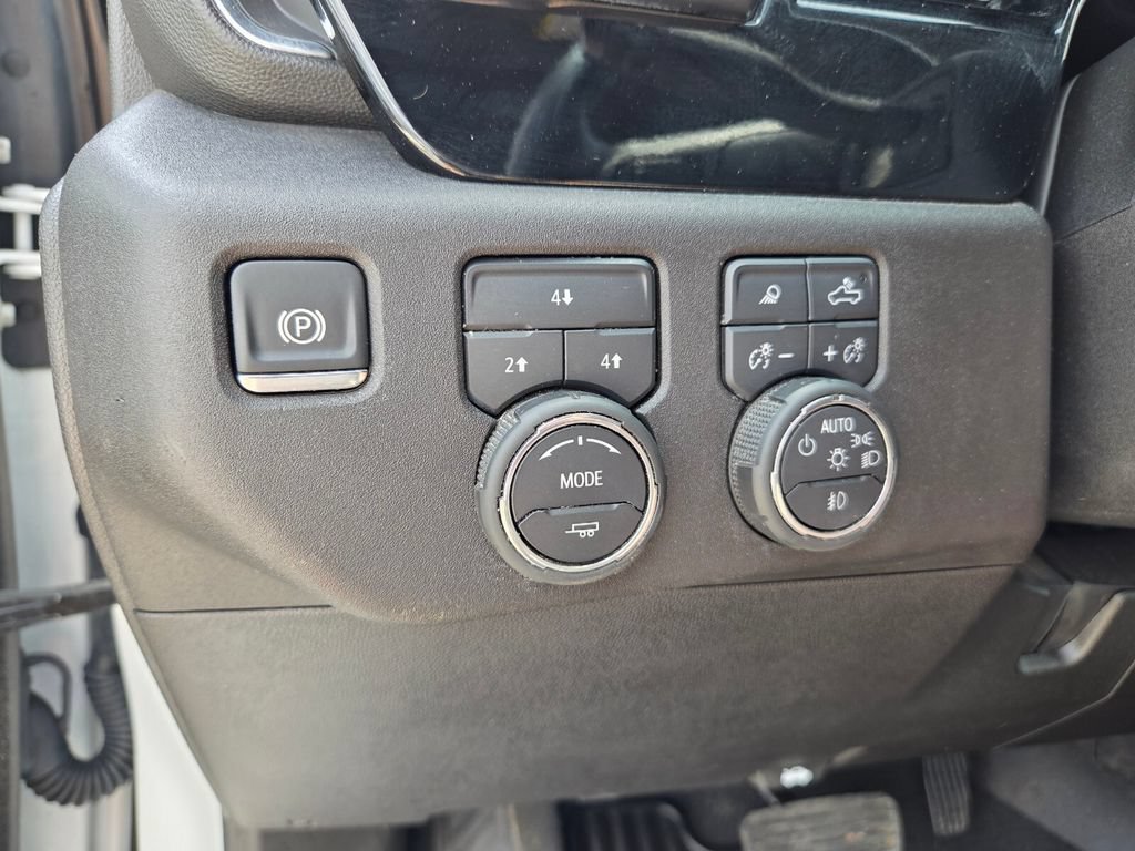 Certified 2025 Chevrolet Silverado 3500 LT w/ Safety Package AWD/4WD image 25