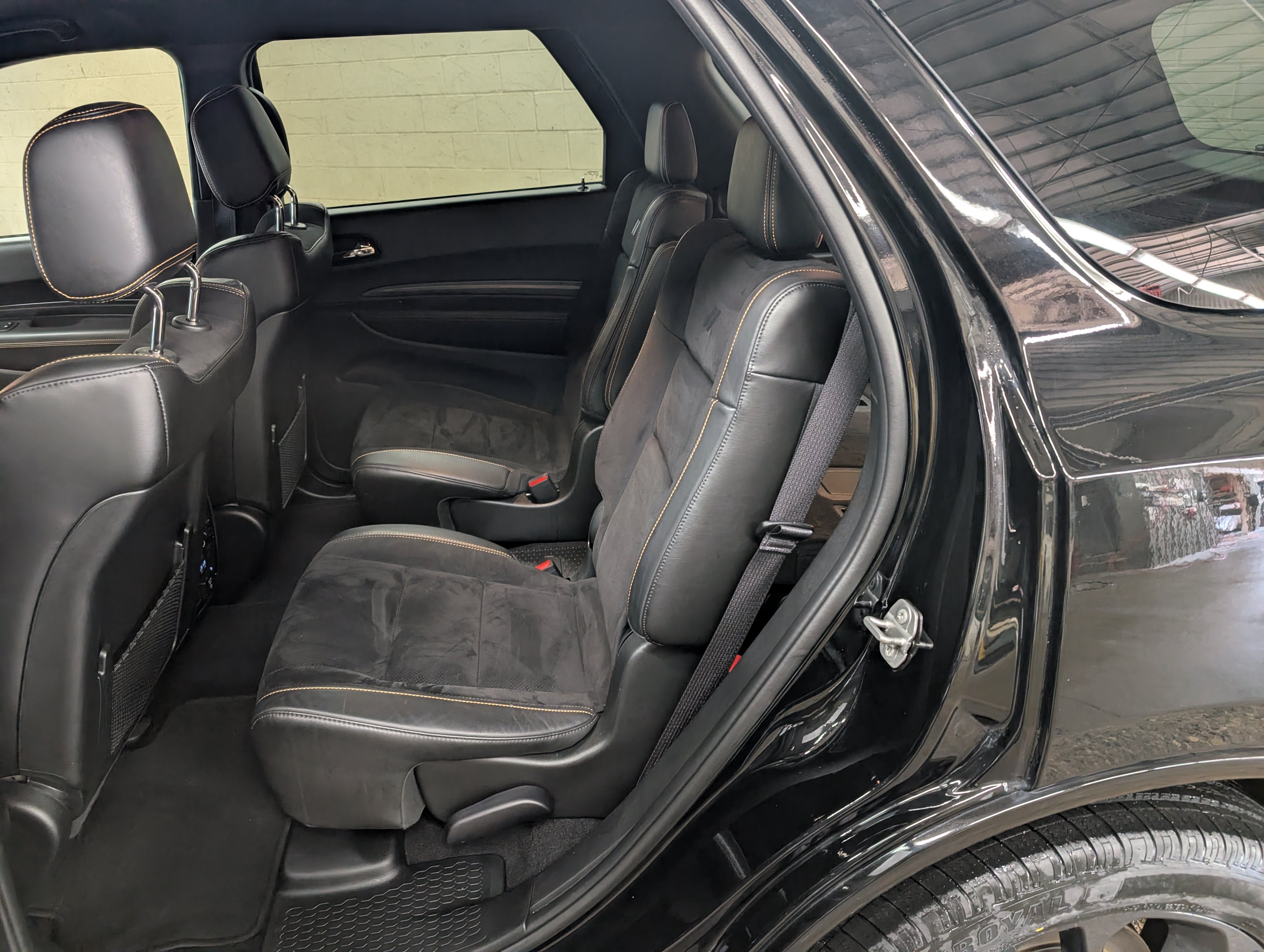 Used 2023 Dodge Durango R/T AWD/4WD image 7