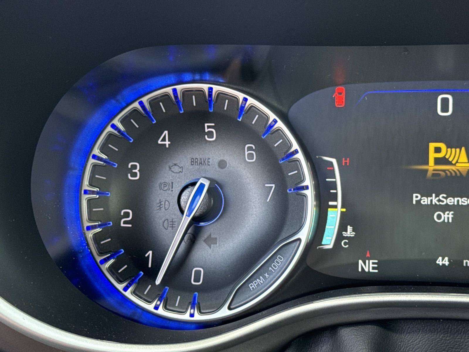 New 2027 Chrysler Pacifica Limited FWD image 24