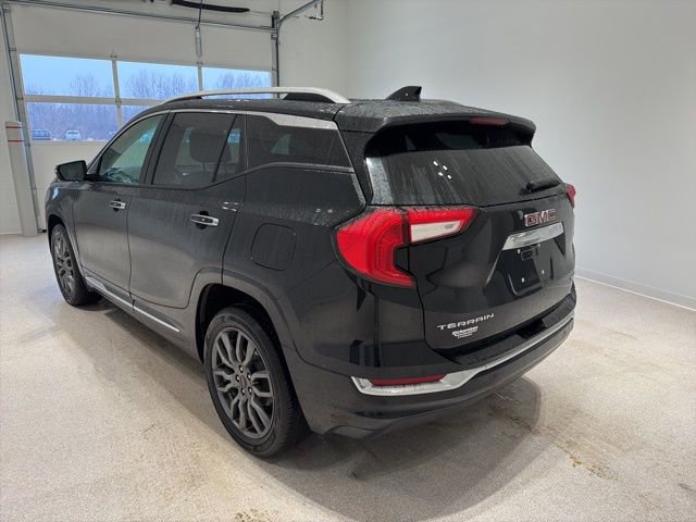 Certified 2024 GMC Terrain Denali w/ Black Diamond Edition image 5