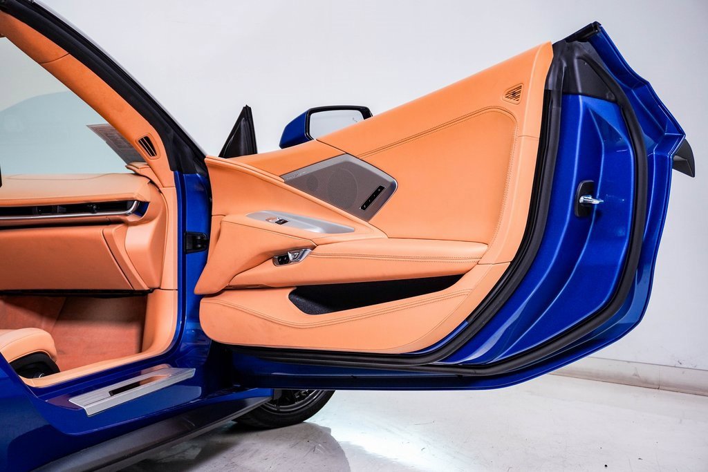 Used 2022 Chevrolet Corvette Stingray Premium Conv w/ Z51 Performance Package image 20