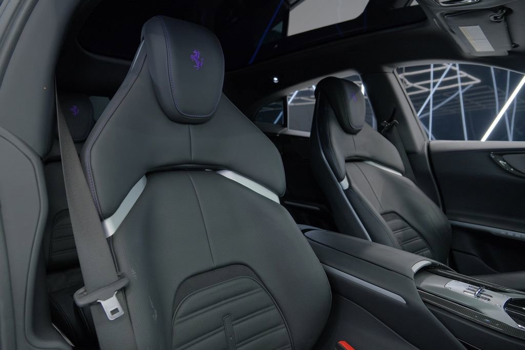 Used 2024 Ferrari Purosangue AWD/4WD image 42