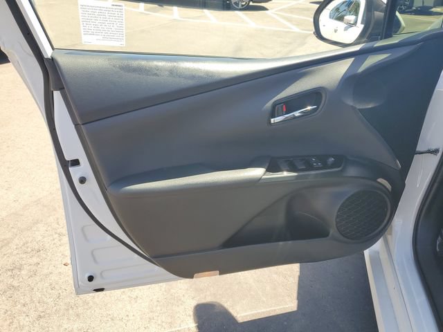 Used 2022 Toyota Prius Prime XLE FWD image 19