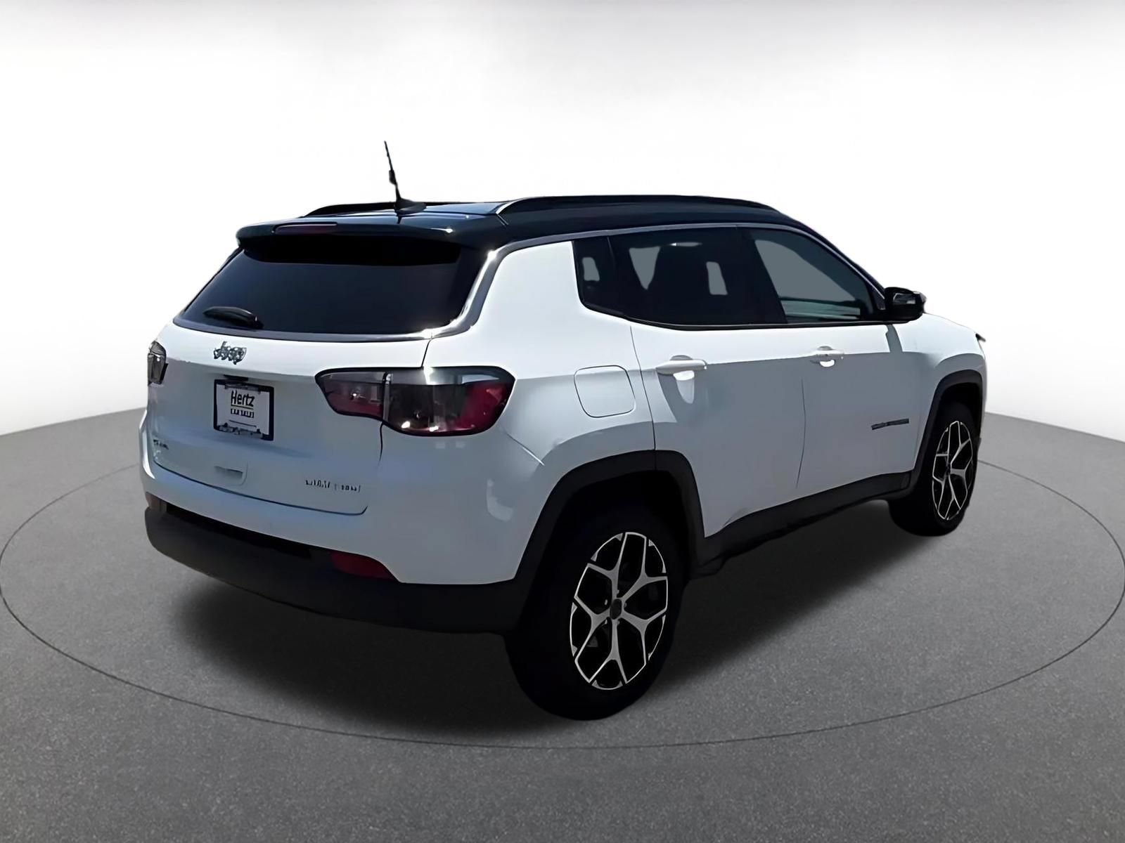 Used 2025 Jeep Compass Limited AWD/4WD image 11