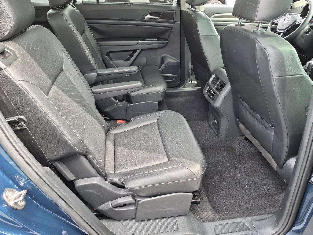 Used 2020 Volkswagen Atlas SE w/ Panoramic Sunroof Package FWD image 30