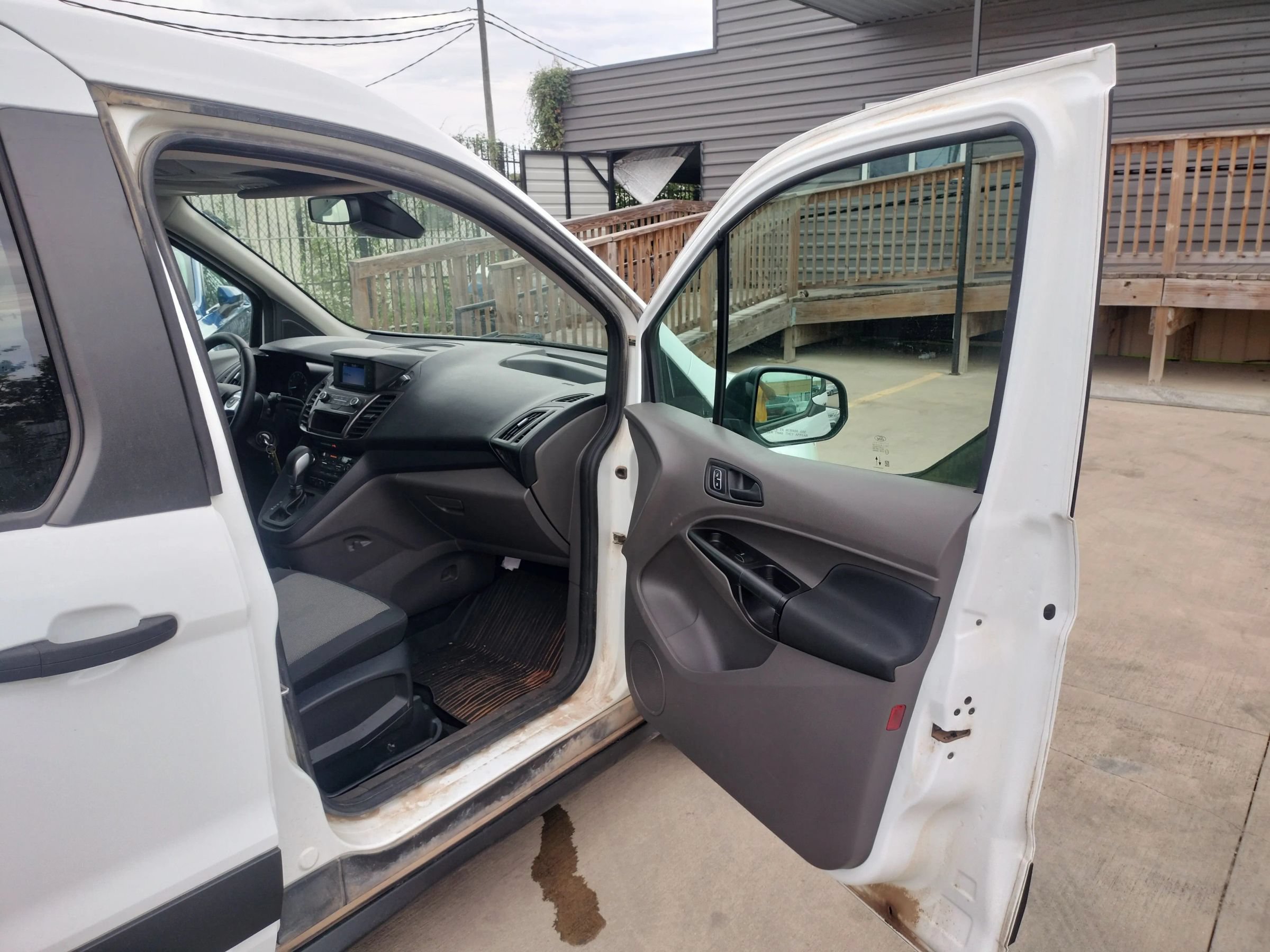 Used 2022 Ford Transit Connect XL FWD image 24
