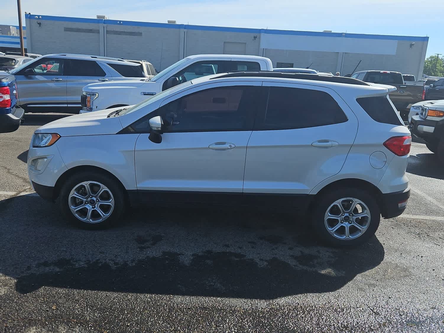 Used 2021 Ford EcoSport SE w/ SE Convenience Package image 5