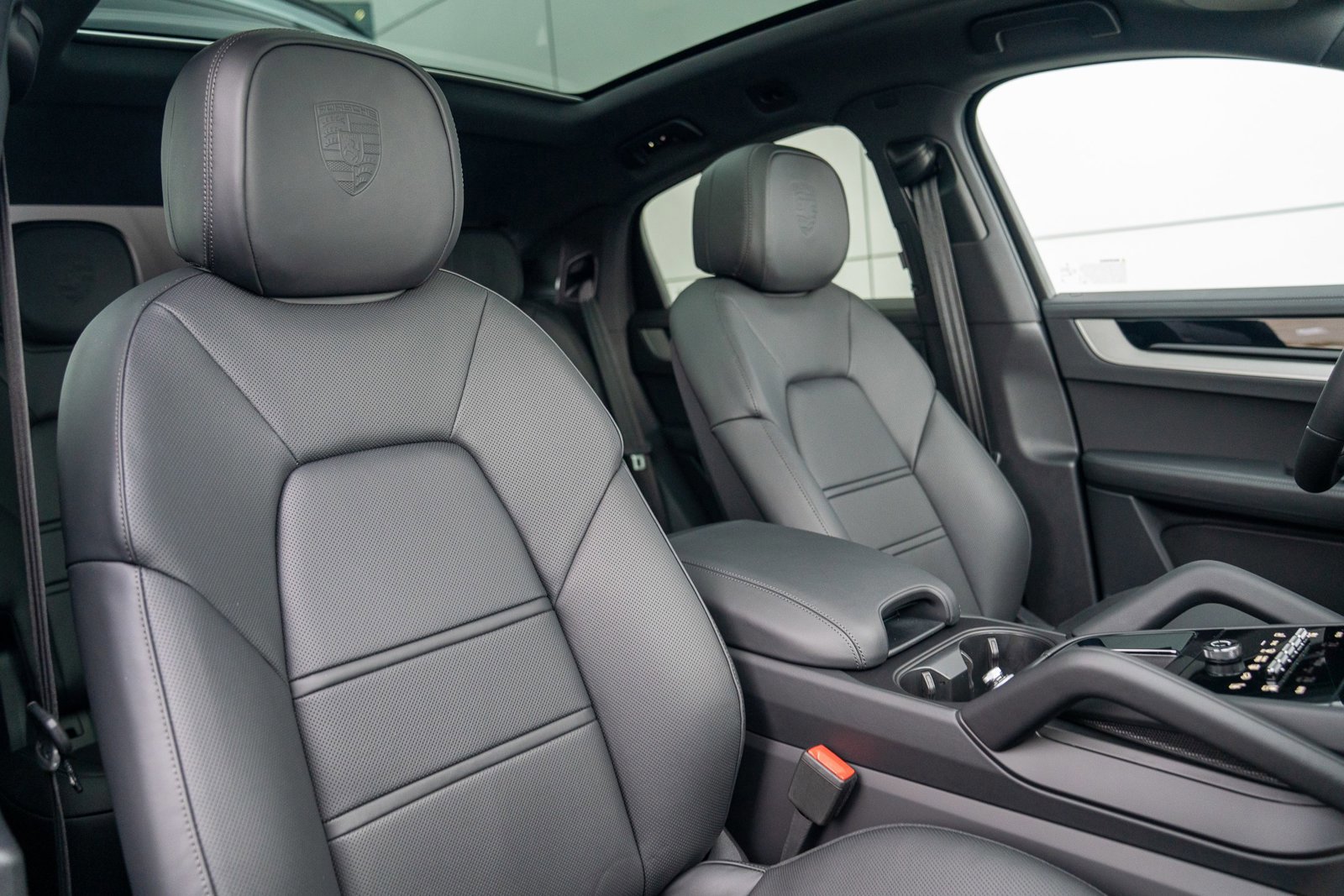 New 2026 Porsche Cayenne S image 27